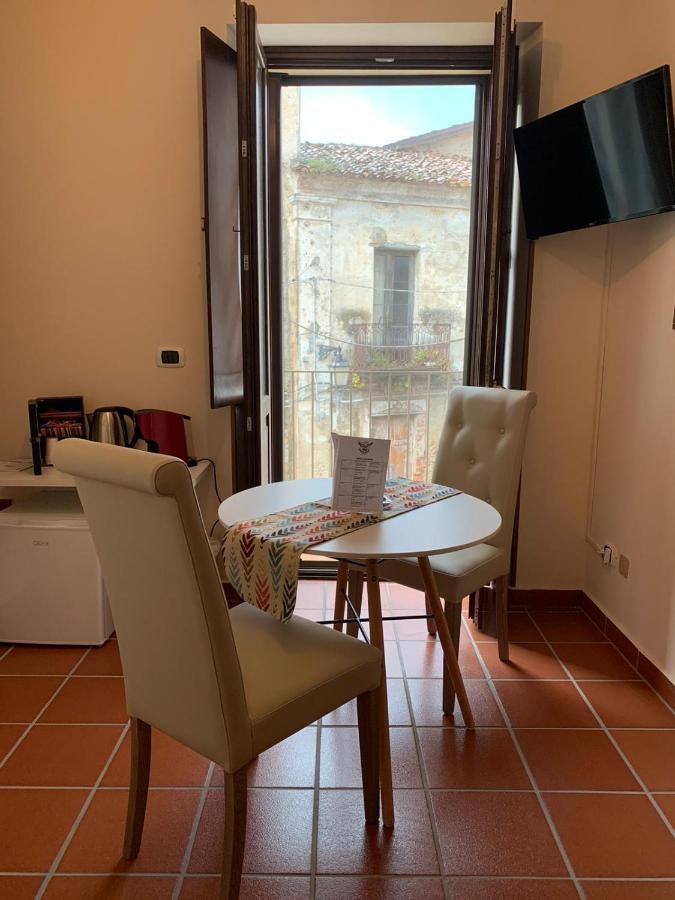 Le Vie Mediterranee Torre di Ruggiero Esterno foto